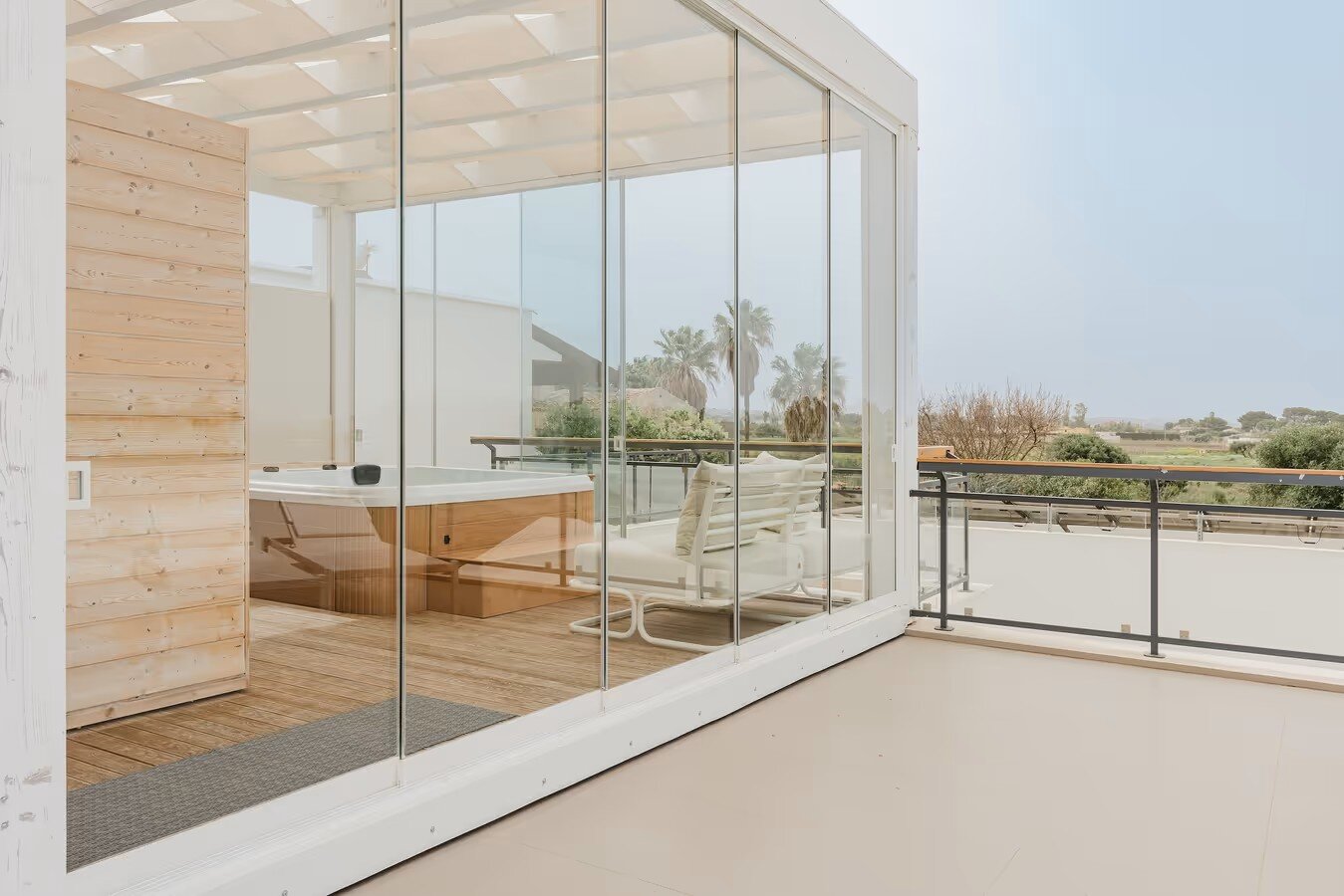 Casa Umeli with Jacuzzi and Sauna